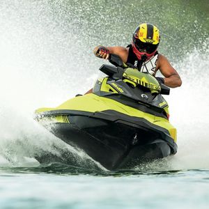 two-seater jet-ski / 300 hp
