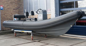 outboard inflatable boat / RIB / center console / 6-person max.