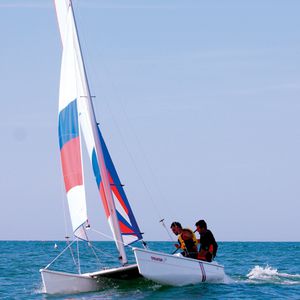 recreational sport catamaran / instructional / double-handed / double-trapeze