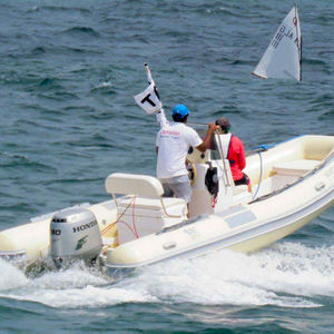 outboard inflatable boat / center console / dive / 10-person max.
