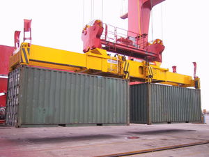 ship-to-shore crane spreader / stacking crane / for containers / telescopic