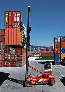 empty container handler / with side-lift spreader