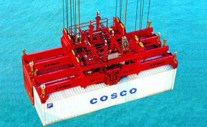 container spreader / semi-automatic