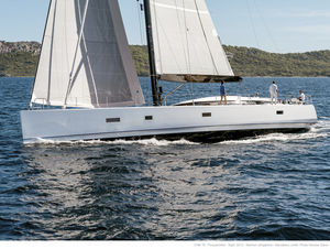 cruising sailing yacht / deck saloon / semi-custom