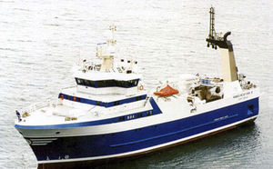 fishing trawler commercial fishing vessel