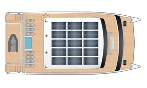 cruising motor-yacht / with enclosed flybridge / IPS