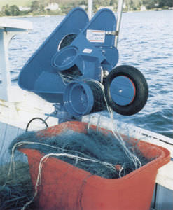 net hauler / for fishing boats