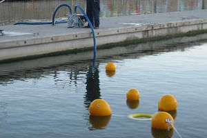 weir oil skimmer / sheltered waters