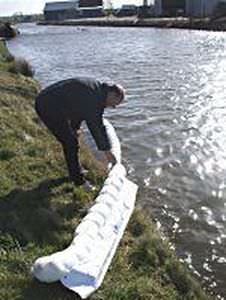 pollution control boom / floating / absorbent / sheltered waters