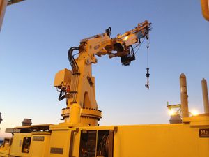 ship crane / telescopic / deck / folding