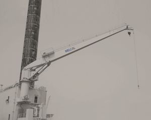 ship crane / deck