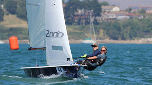 double-handed sailing dinghy / regatta / recreational / asymmetric spinnaker