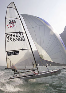 single-handed sailing dinghy / regatta / skiff / asymmetric spinnaker