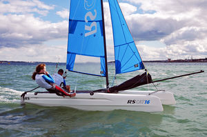 recreational sport catamaran / instructional / double-handed / single-trapeze