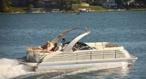 inboard pontoon boat / tri-tube