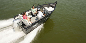 outboard bay boat / dual-console / sport-fishing / 6-person