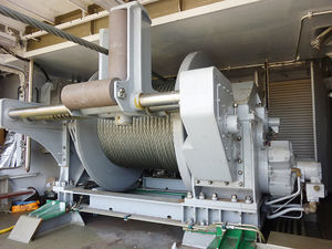 tugboat winch / towing / diesel engine / single-drum