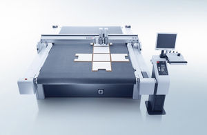 CNC cutting table / shipyard