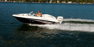 outboard runabout / bow-rider / sport-fishing / 8-person max.