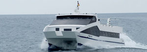 catamaran sightseeing boat