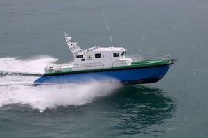 inboard patrol boat / inboard waterjet