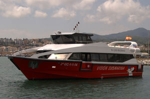 inboard sightseeing boat