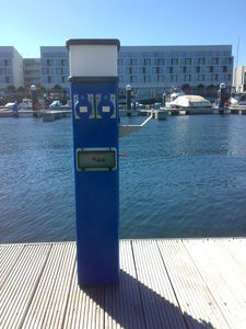 water supply pedestal / electrical distribution / with built-in light / for docks