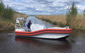 rescue boat / inboard / diesel / aluminum