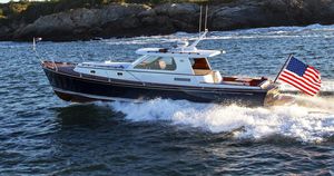 inboard express cruiser / diesel / hard-top / 1-cabin