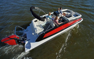 outboard pontoon boat / tri-tube / 12-person max.