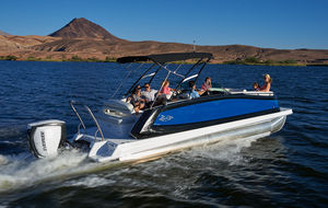 outboard pontoon boat / tri-tube / 12-person max.
