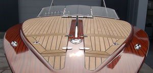 inboard runabout / wooden / classic / custom