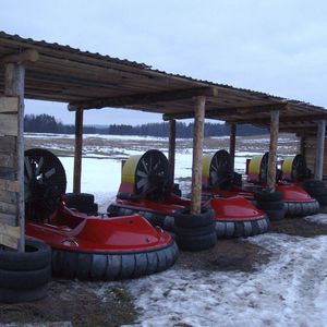 commercial hovercraft / private / passenger / tourist