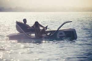 4-seater pedal boat / electric drive