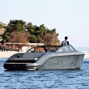 inboard runabout / electric / 12-person max. / sundeck