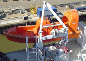 lifeboat davit / for ships / hydraulic