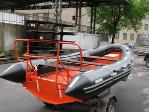 rescue boat / outboard / rigid hull inflatable boat
