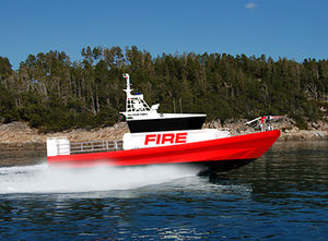 inboard waterjet fireboat / aluminum