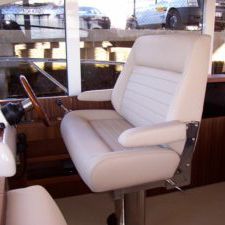 helm seat / for boats / for yachts / with armrests