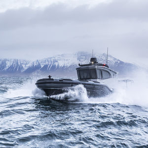 outboard inflatable boat / twin-engine / triple-engine / RIB