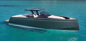 inboard express cruiser / open / sundeck / with T-top