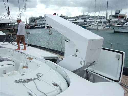 folding and rotary yacht davit EZ-FC Nautical Structures