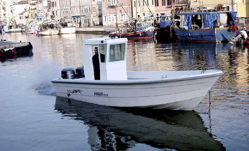 motor-boat : outboard center console boat (wheelhouse, utility) BREEZE MARE Conero