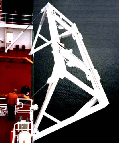 work-boat davit for ships (hydraulic) F-TYPE Vestdavit