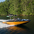 bow-rider runabout / wakeboard / 11 person max. / with sundeck - A20