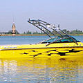bow-rider runabout / wakeboard / 15 person max. / with sundeck - PRO V