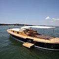 classic center console boat / with cabin - afriqua queen