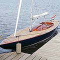 classic sailboat day-sailer / serial - DRAGON - VINTAGE DAY-SAILOR