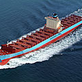 container ships cargo ship / Panamax - 53.86 DWT