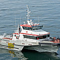 crew transfer offshore support vessel - TRI SWATH 27
